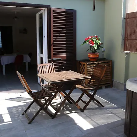 Casa Del Palio 1 度假居 尼扎蒙费托